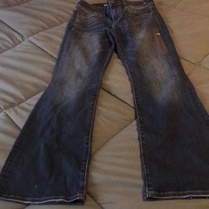NWT AE kick boot 8 short jeans